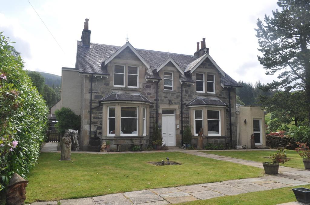 Airlie House Self Catering Vila Strathyre Exterior foto