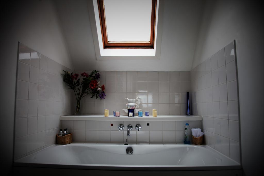 Airlie House Self Catering Vila Strathyre Exterior foto
